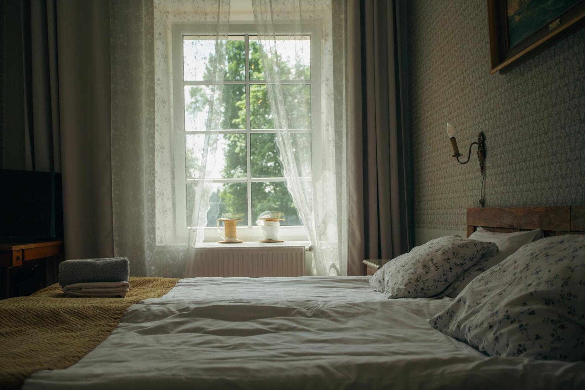 Guesthouse Kadrina Mois Екстер'єр фото